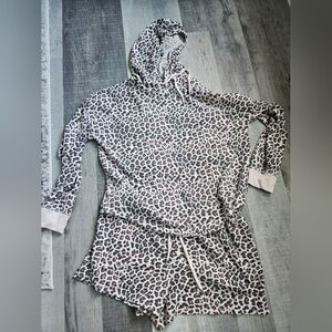 VS Leopard Print Hoodie Lounge Set